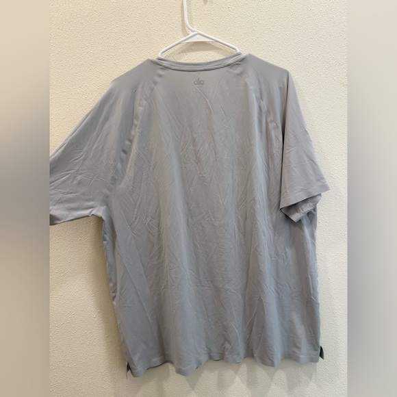Men’s gray ALO shirt size xl - Picture 6 of 8